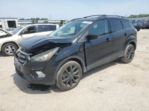 1FMCU9GD6HUD11253 2017 FORD ESCAPE - Image 1