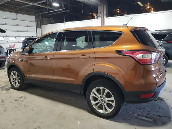1FMCU9GD6HUD11639 2017 FORD ESCAPE - Image 2