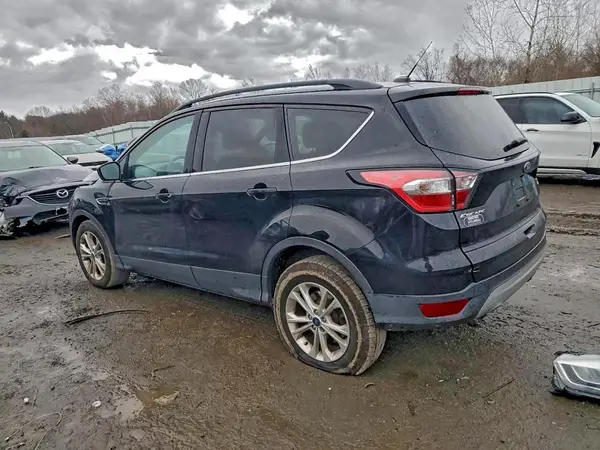 1FMCU9GD6HUD14105 2017 FORD ESCAPE - Image 2