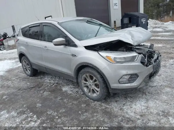 1FMCU9GD6HUD14203 2017 FORD ESCAPE - Image 1