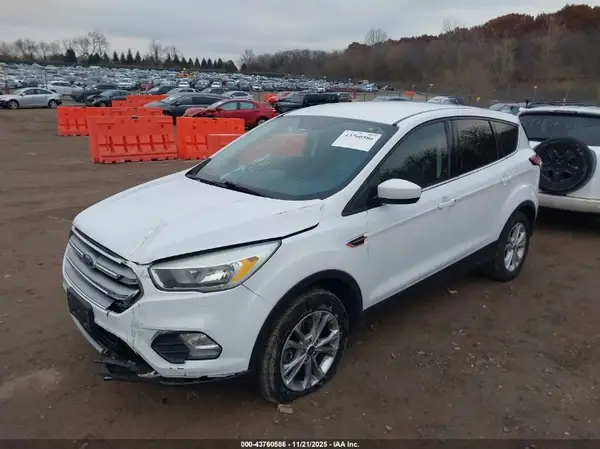 1FMCU9GD6HUD16677 2017 FORD ESCAPE - Image 2