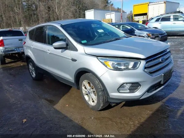 1FMCU9GD6HUD23175 2017 FORD ESCAPE - Image 1