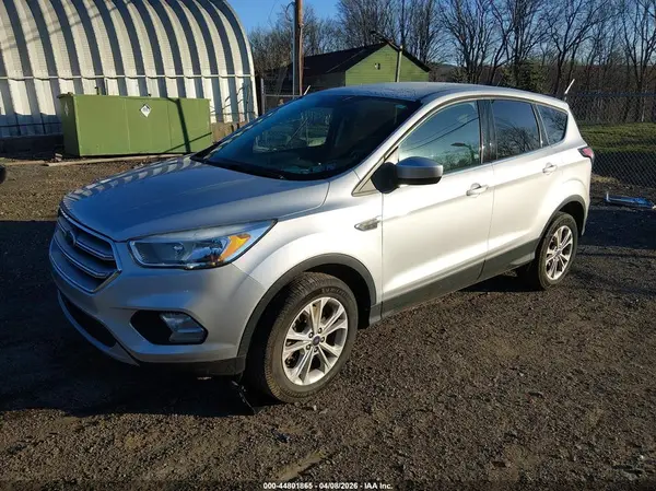 1FMCU9GD6HUD25699 2017 FORD ESCAPE - Image 2