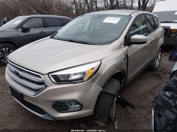 1FMCU9GD6HUD37576 2017 FORD ESCAPE - Image 2