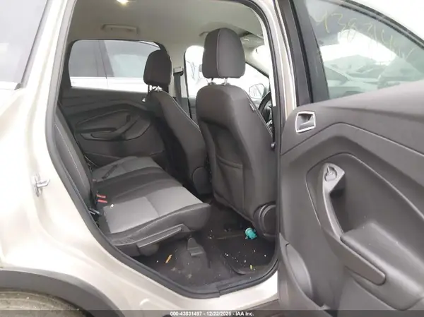 1FMCU9GD6HUD37576 2017 FORD ESCAPE - Image 8