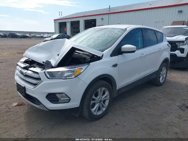 1FMCU9GD6HUD61912 2017 FORD ESCAPE - Image 2