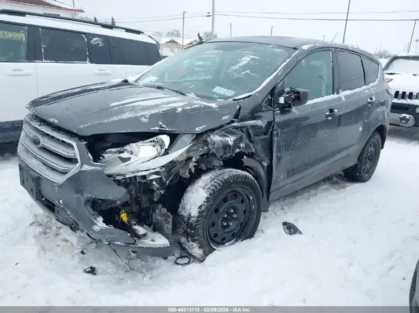 1FMCU9GD6HUD82484 2017 FORD ESCAPE - Image 2