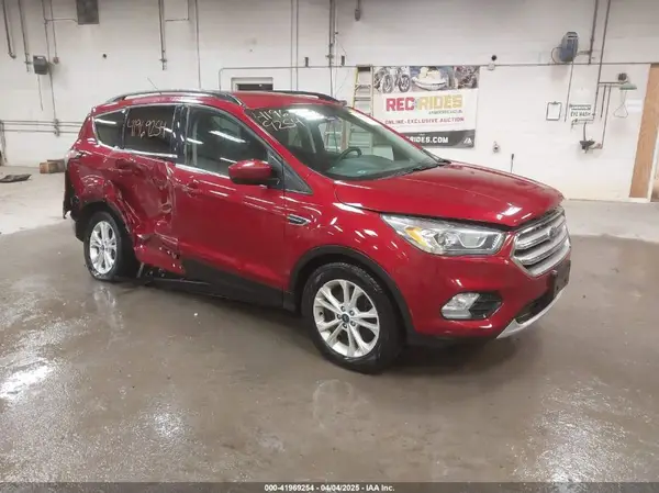1FMCU9GD6HUD99057 2017 FORD ESCAPE - Image 1