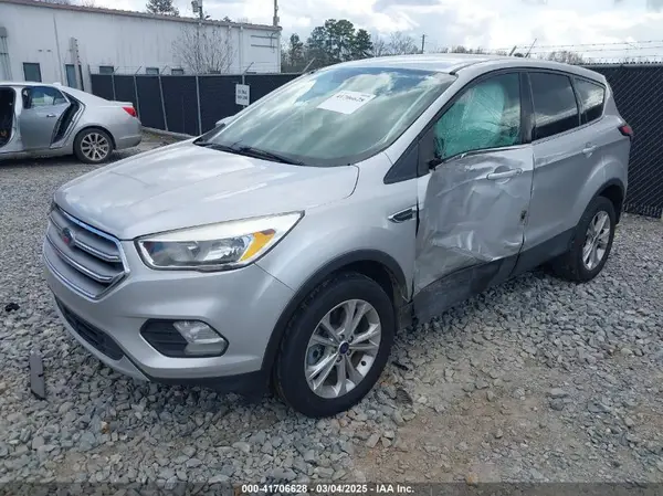 1FMCU9GD6HUE55482 2017 FORD ESCAPE - Image 2