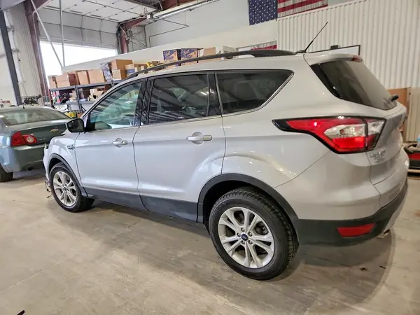1FMCU9GD6JUA30902 2018 FORD ESCAPE - Image 2