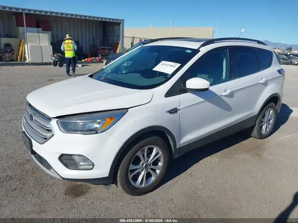 1FMCU9GD6JUA32326 2018 FORD ESCAPE - Image 2