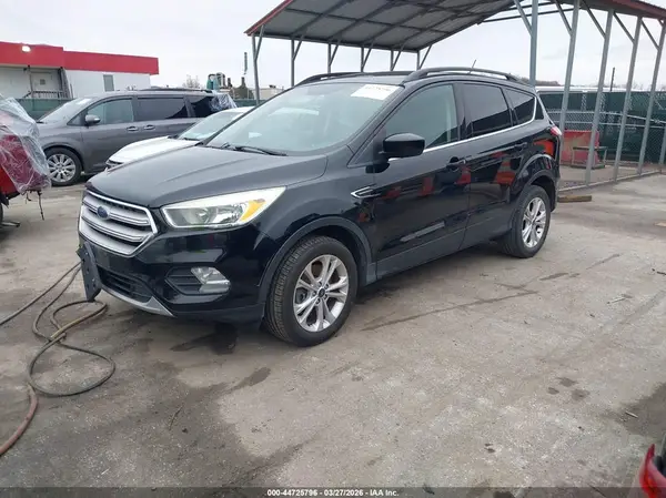 1FMCU9GD6JUA98813 2018 FORD ESCAPE - Image 2