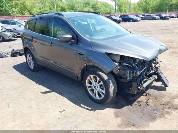 1FMCU9GD6JUB03024 2018 FORD ESCAPE - Image 1