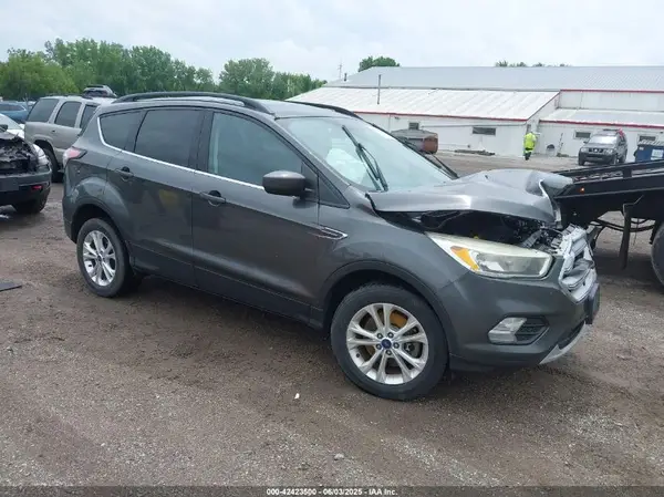 1FMCU9GD6JUB06537 2018 FORD ESCAPE - Image 1