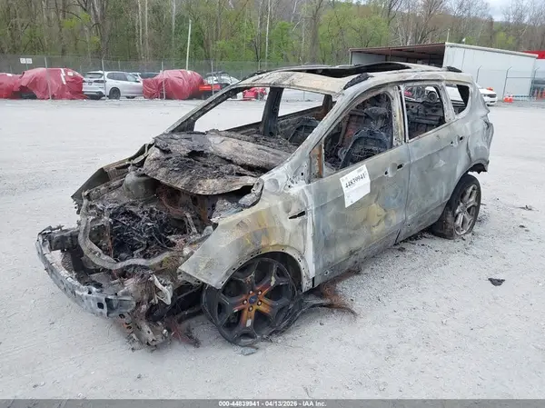 1FMCU9GD6JUB15271 2018 FORD ESCAPE - Image 2