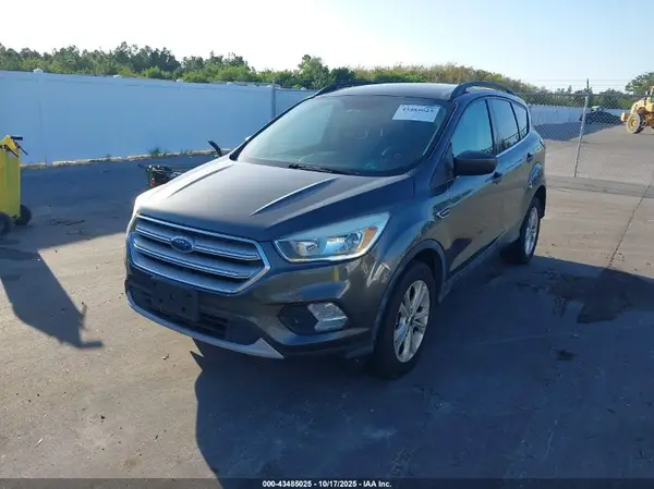 1FMCU9GD6JUB15318 2018 FORD ESCAPE - Image 2