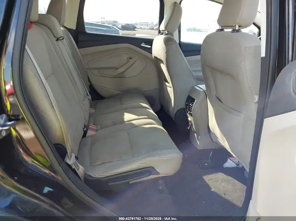 1FMCU9GD6JUB28778 2018 FORD ESCAPE - Image 8