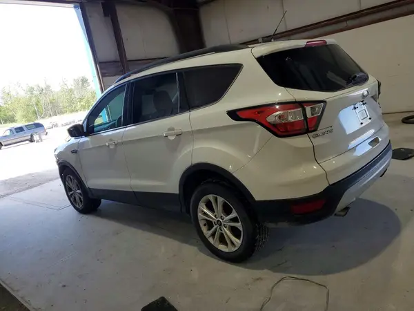 1FMCU9GD6JUB45323 2018 FORD ESCAPE - Image 2