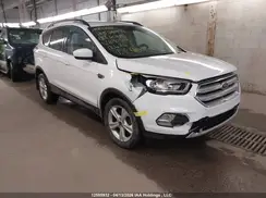 1FMCU9GD6JUB90519 2018 FORD ESCAPE