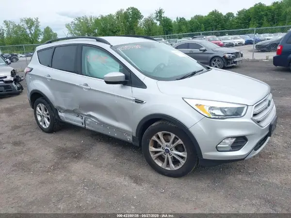 1FMCU9GD6JUB93758 2018 FORD ESCAPE - Image 1