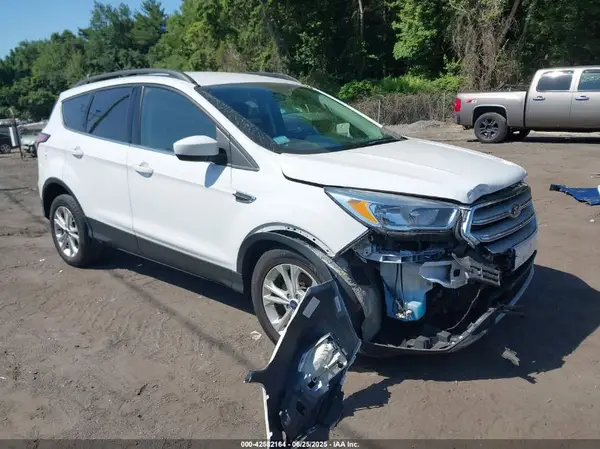 1FMCU9GD6JUC16147 2018 FORD ESCAPE - Image 1