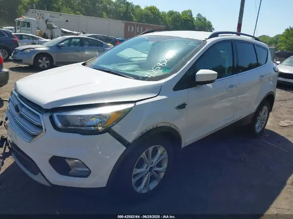 1FMCU9GD6JUC16147 2018 FORD ESCAPE - Image 2