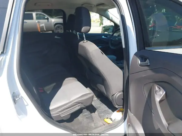 1FMCU9GD6JUC16147 2018 FORD ESCAPE - Image 8