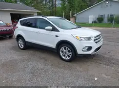 1FMCU9GD6JUC36656 2018 FORD ESCAPE