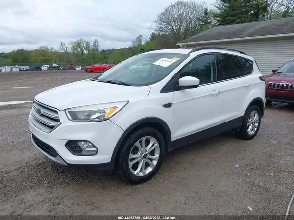 1FMCU9GD6JUC36656 2018 FORD ESCAPE - Image 2