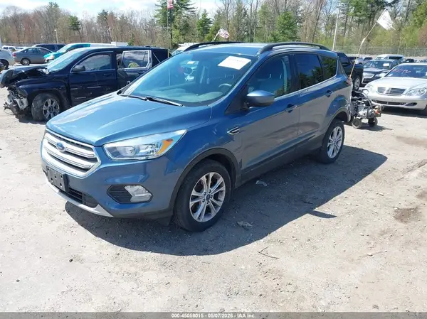 1FMCU9GD6JUC43364 2018 FORD ESCAPE - Image 2