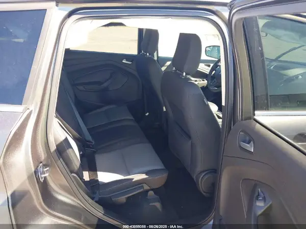 1FMCU9GD6JUC46989 2018 FORD ESCAPE - Image 8