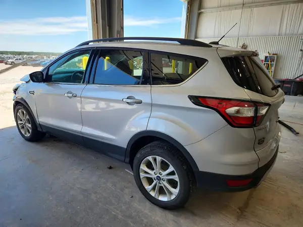 1FMCU9GD6JUC89115 2018 FORD ESCAPE - Image 2