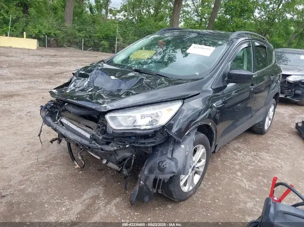 1FMCU9GD6JUC98591 2018 FORD ESCAPE - Image 2