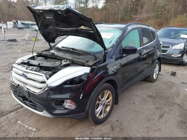 1FMCU9GD6JUC98624 2018 FORD ESCAPE - Image 2