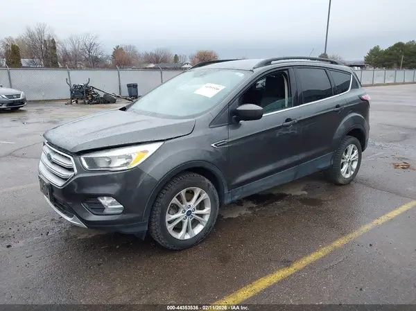1FMCU9GD6JUD08522 2018 FORD ESCAPE - Image 2
