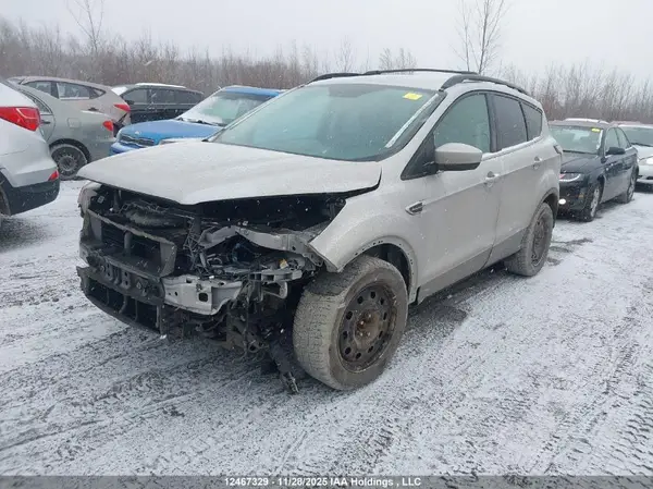 1FMCU9GD6JUD10027 2018 FORD ESCAPE - Image 2
