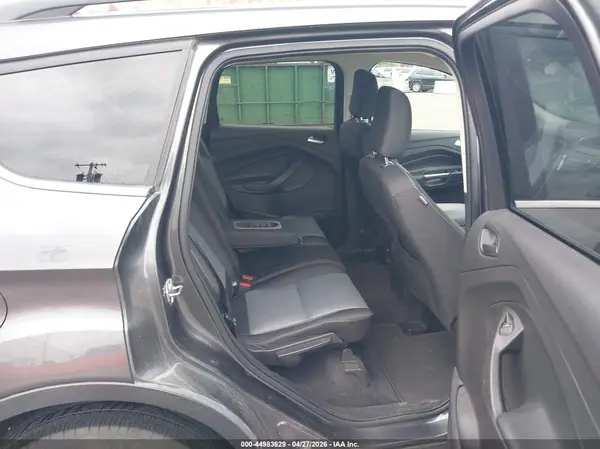 1FMCU9GD6JUD31055 2018 FORD ESCAPE - Image 8