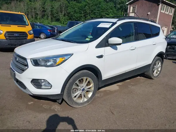 1FMCU9GD6JUD32917 2018 FORD ESCAPE - Image 2