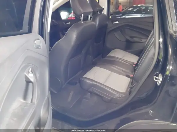 1FMCU9GD6JUD53332 2018 FORD ESCAPE - Image 8