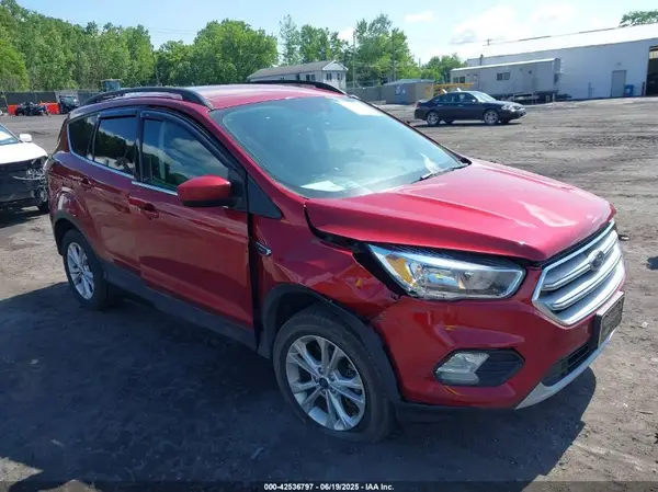 1FMCU9GD6JUD55288 2018 FORD ESCAPE - Image 1