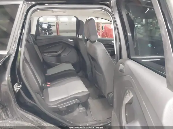 1FMCU9GD6JUD57977 2018 FORD ESCAPE - Image 8