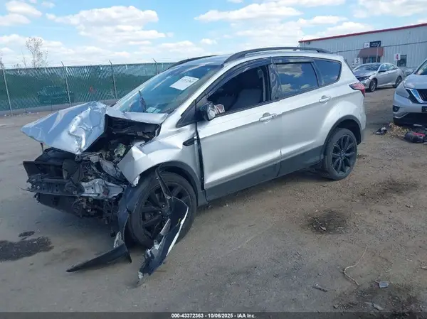 1FMCU9GD6KUA08948 2019 FORD ESCAPE - Image 2