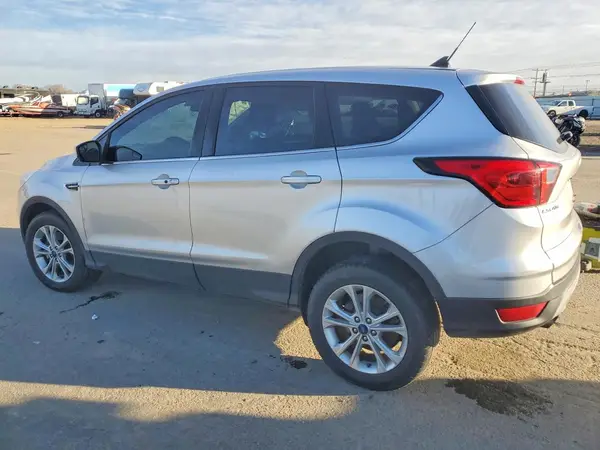 1FMCU9GD6KUA35308 2019 FORD ESCAPE - Image 2