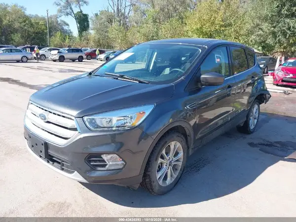 1FMCU9GD6KUA45756 2019 FORD ESCAPE - Image 2