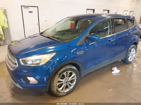 1FMCU9GD6KUA61892 2019 FORD ESCAPE - Image 2