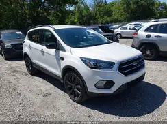 1FMCU9GD6KUA96240 2019 FORD ESCAPE
