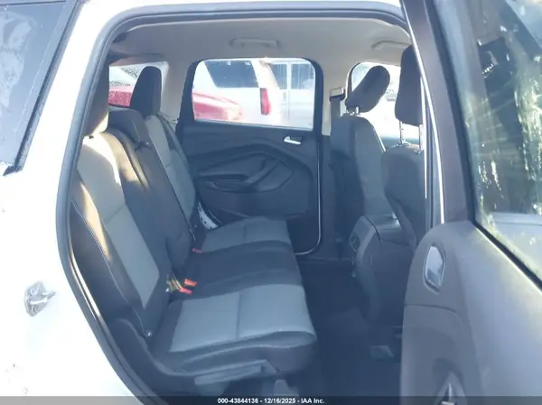 1FMCU9GD6KUA96772 2019 FORD ESCAPE - Image 8
