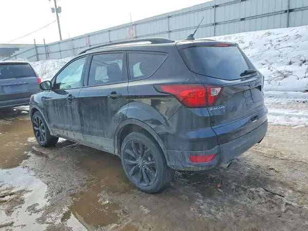 1FMCU9GD6KUA97100 2019 FORD ESCAPE - Image 2