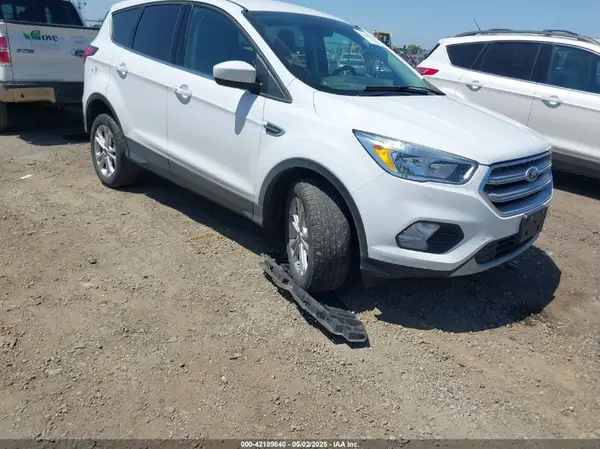 1FMCU9GD6KUB07267 2019 FORD ESCAPE - Image 1