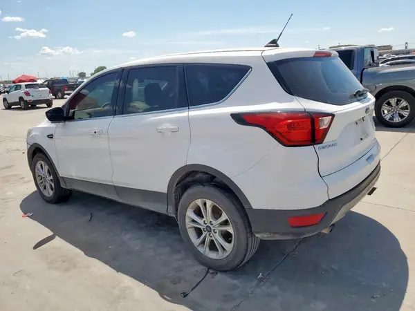 1FMCU9GD6KUB11867 2019 FORD ESCAPE - Image 2
